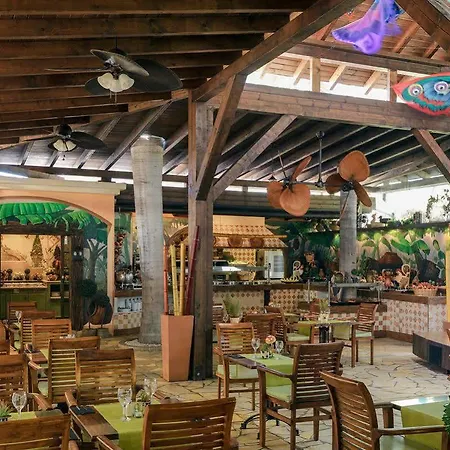 绿色花园套房度假酒店 酒店 4*