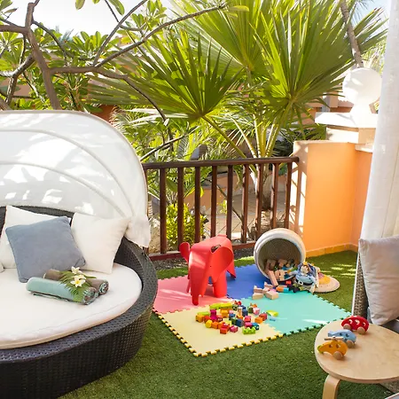 Garden Eco & 4*
