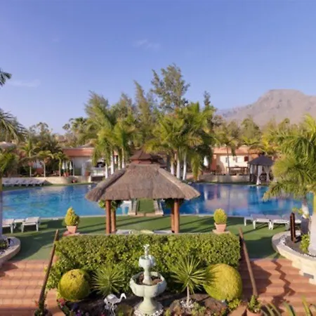 Garden Eco & Hotel 4*