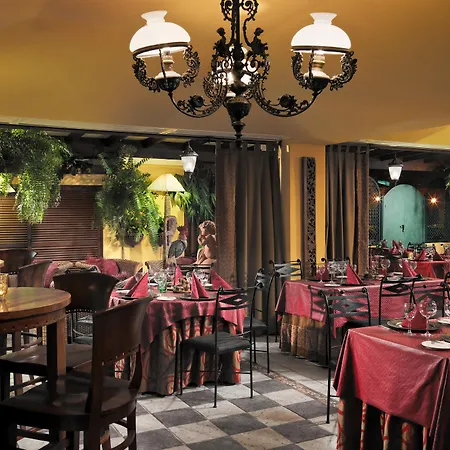 فندق Garden Eco &