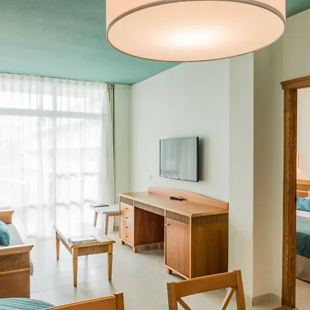 Garden Eco Hotel 4*